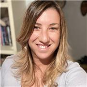 Laureata in scienze linguistiche e letterature straniere offre lezioni private di inglese, italiano, per qualsiasi età Aiuto compiti di ogni genere